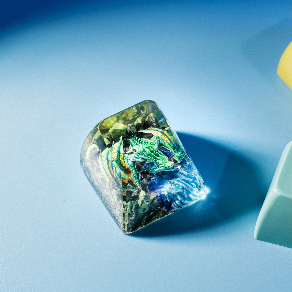 Green Dragon Artisan Keycap Breakwooden 9