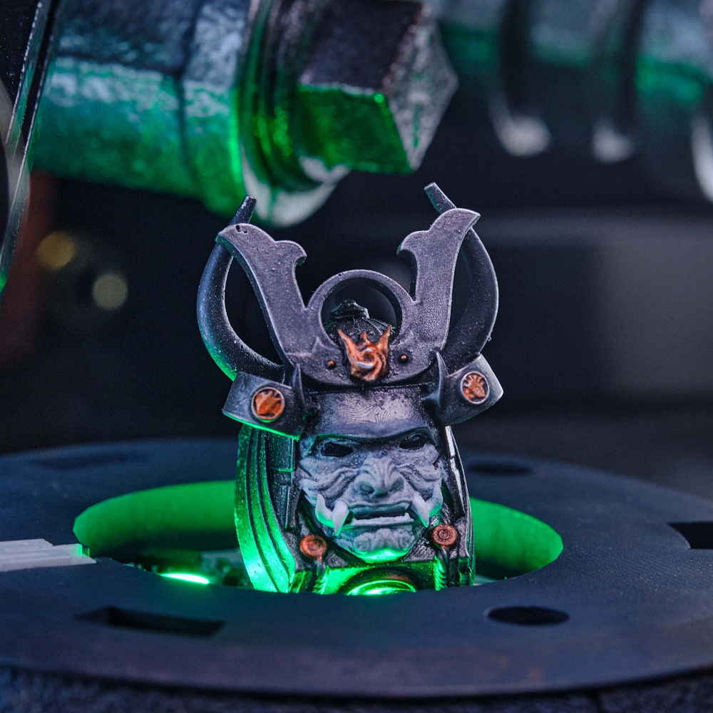 Grey Samurai Artisan Keycap Breakwooden 3