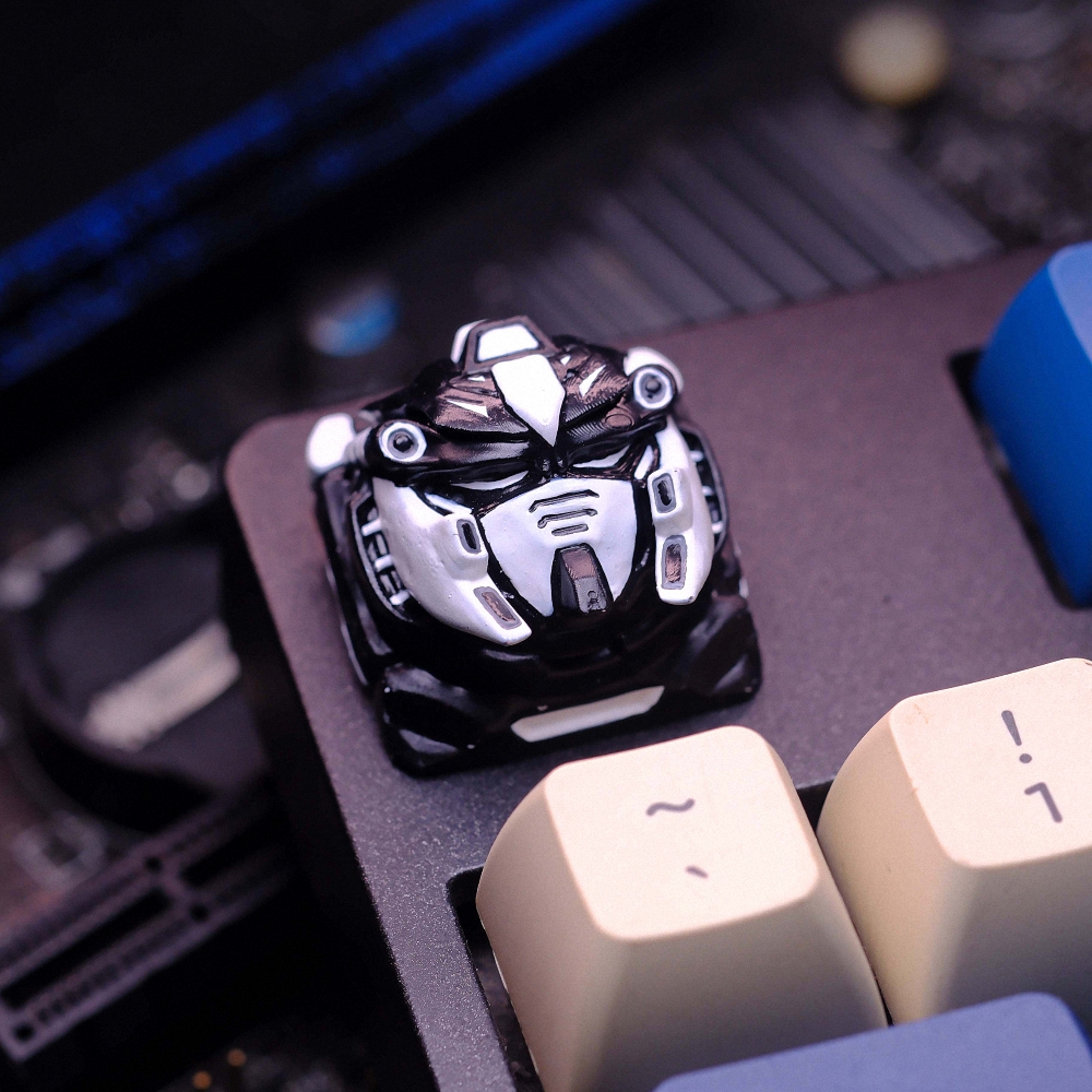 Gundam - Head Artisan Keycap Breakwooden 3