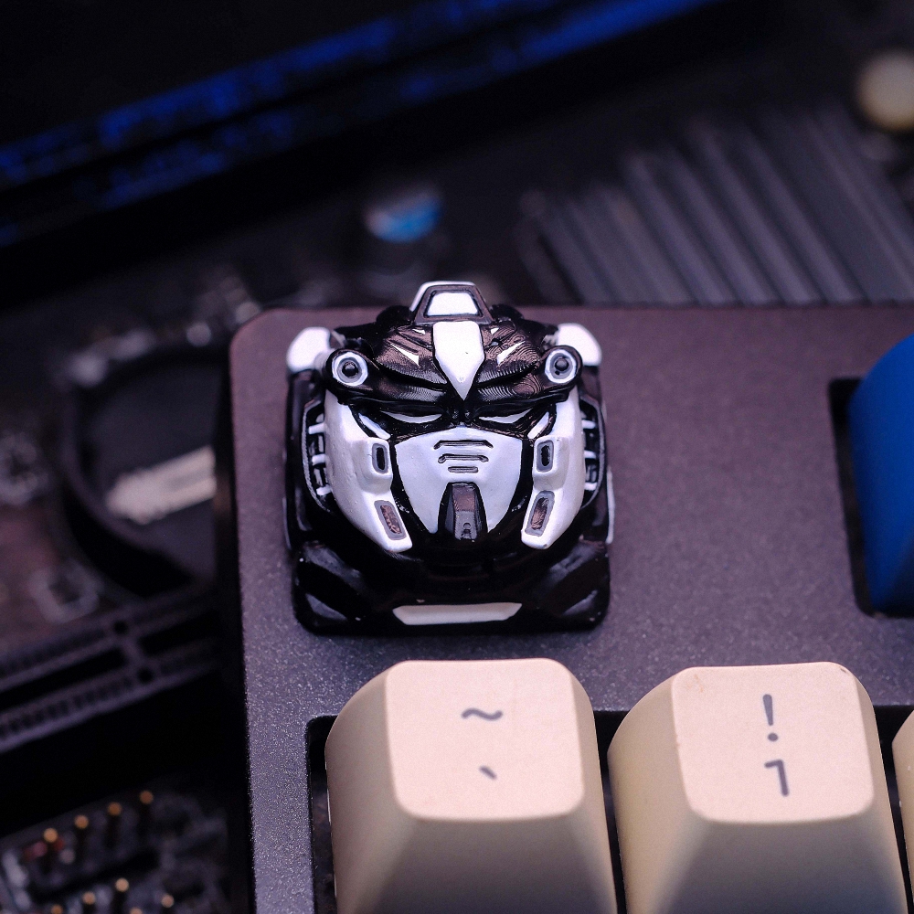 Gundam - Head Artisan Keycap Breakwooden 3