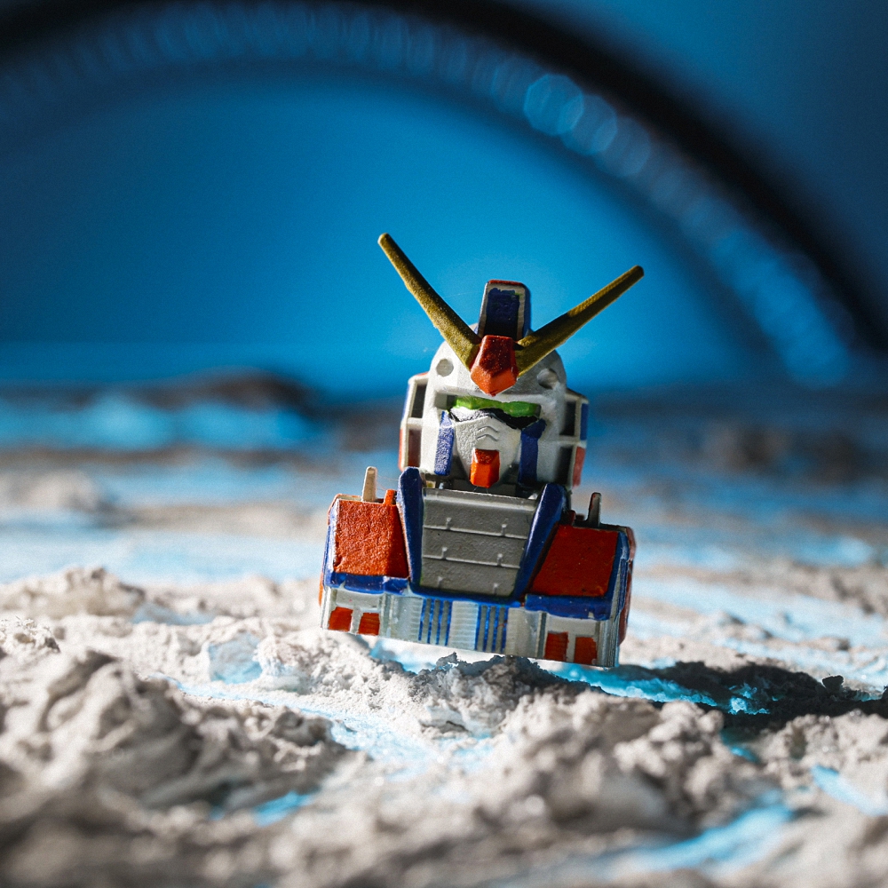 Gundam - RX Artisan Keycap Breakwooden