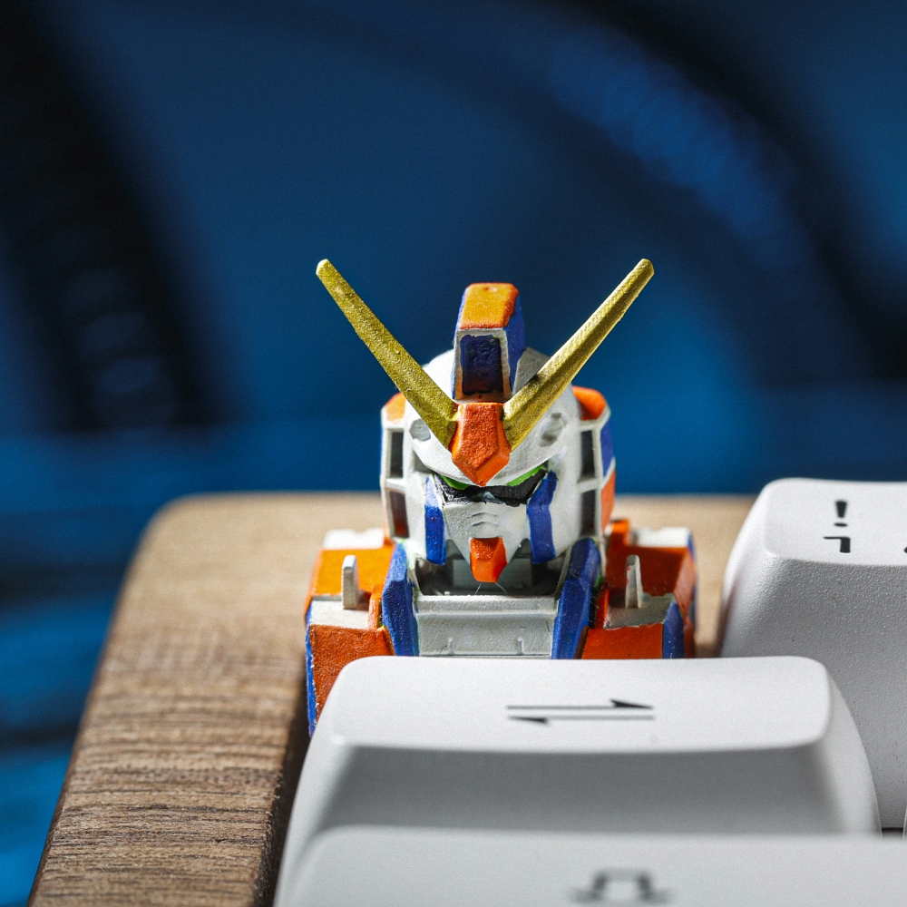Gundam - RX Artisan Keycap Breakwooden