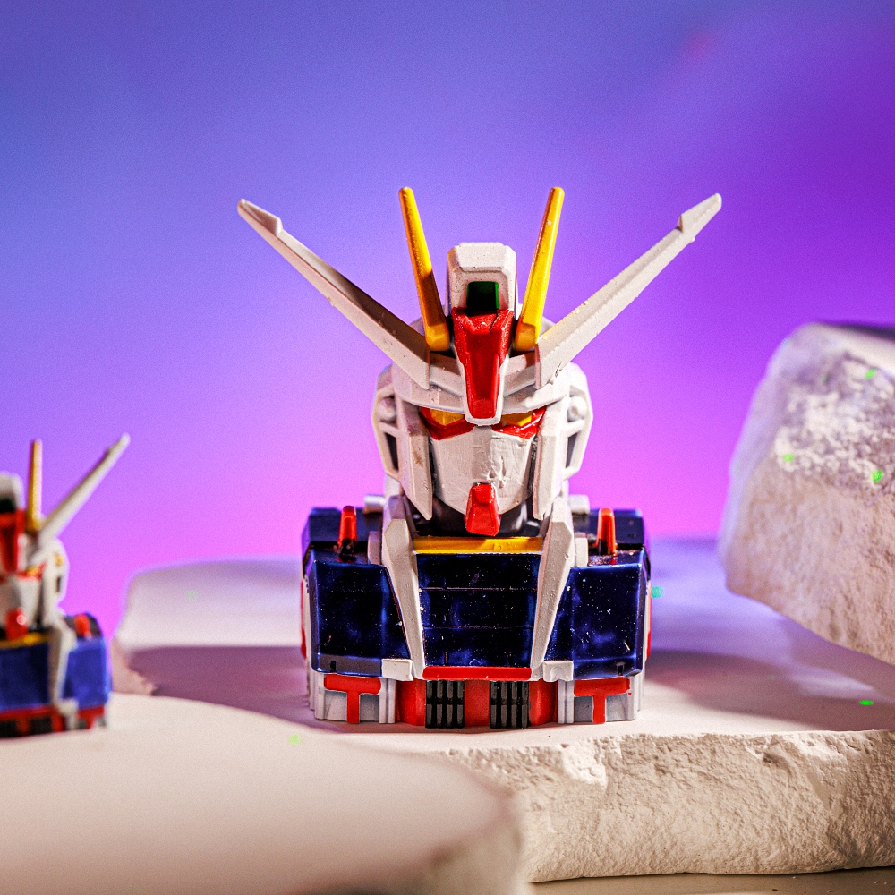 Gundam - Top Artisan Keycap Breakwooden 2