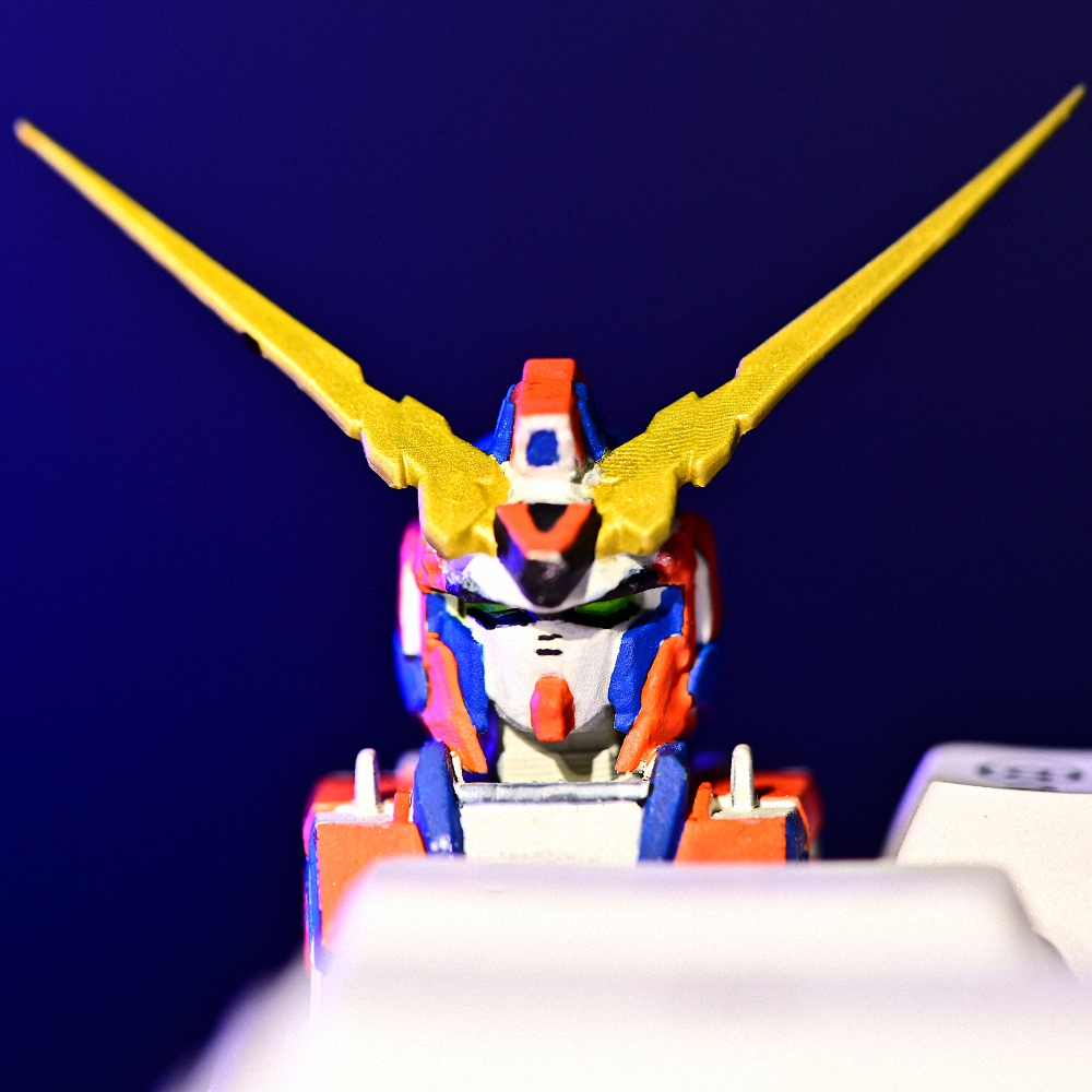 Gundam - Unicorn Artisan Keycap Breakwooden