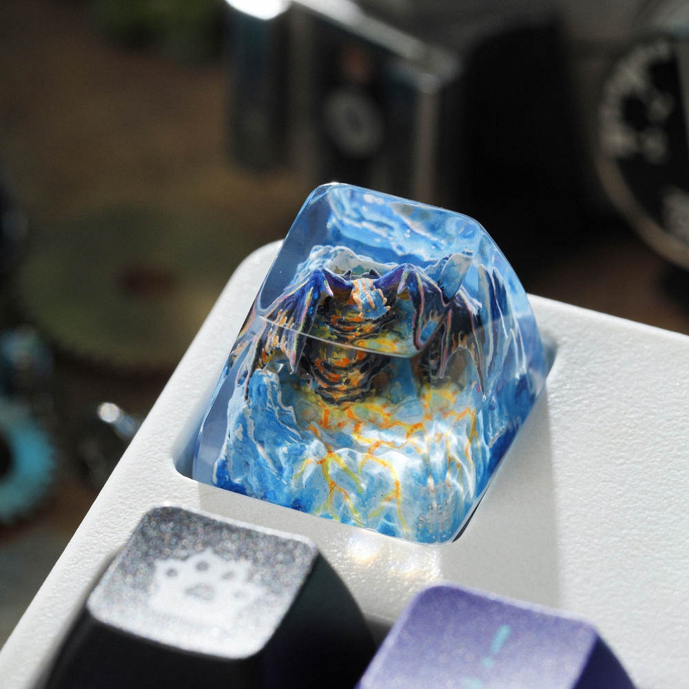 Hauter Dragon Artisan Keycap Breakwooden