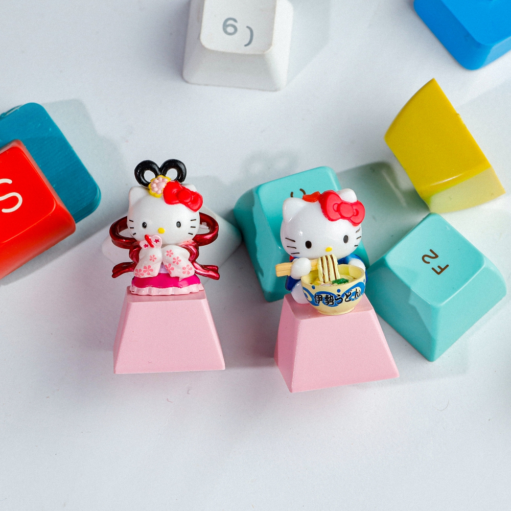 Hello Kitty Artisan Keycap Breakwooden 5