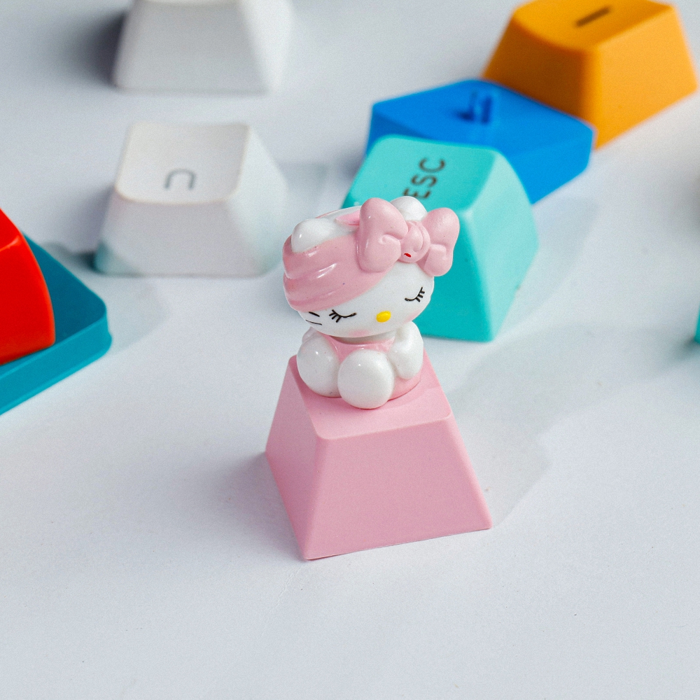 Hello Kitty Artisan Keycap Breakwooden 6