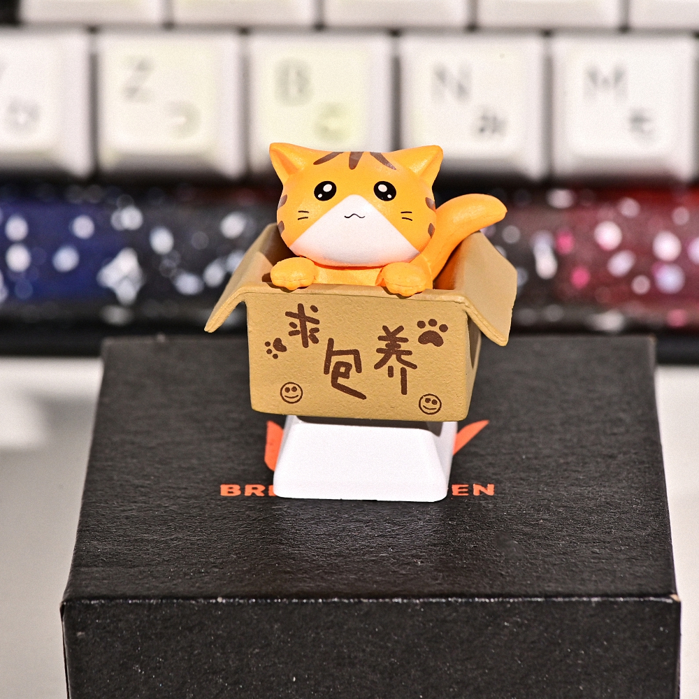 Kute Cat Artisan Keycap Breakwooden