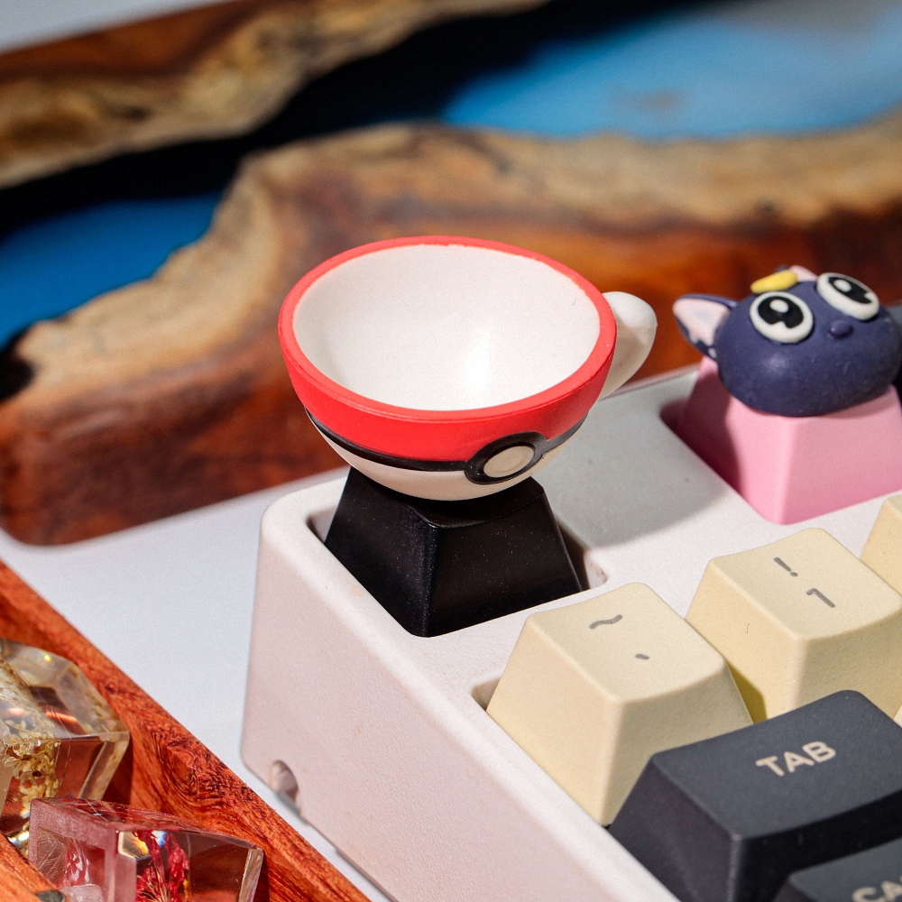 Kute Cat Artisan Keycap Breakwooden 3