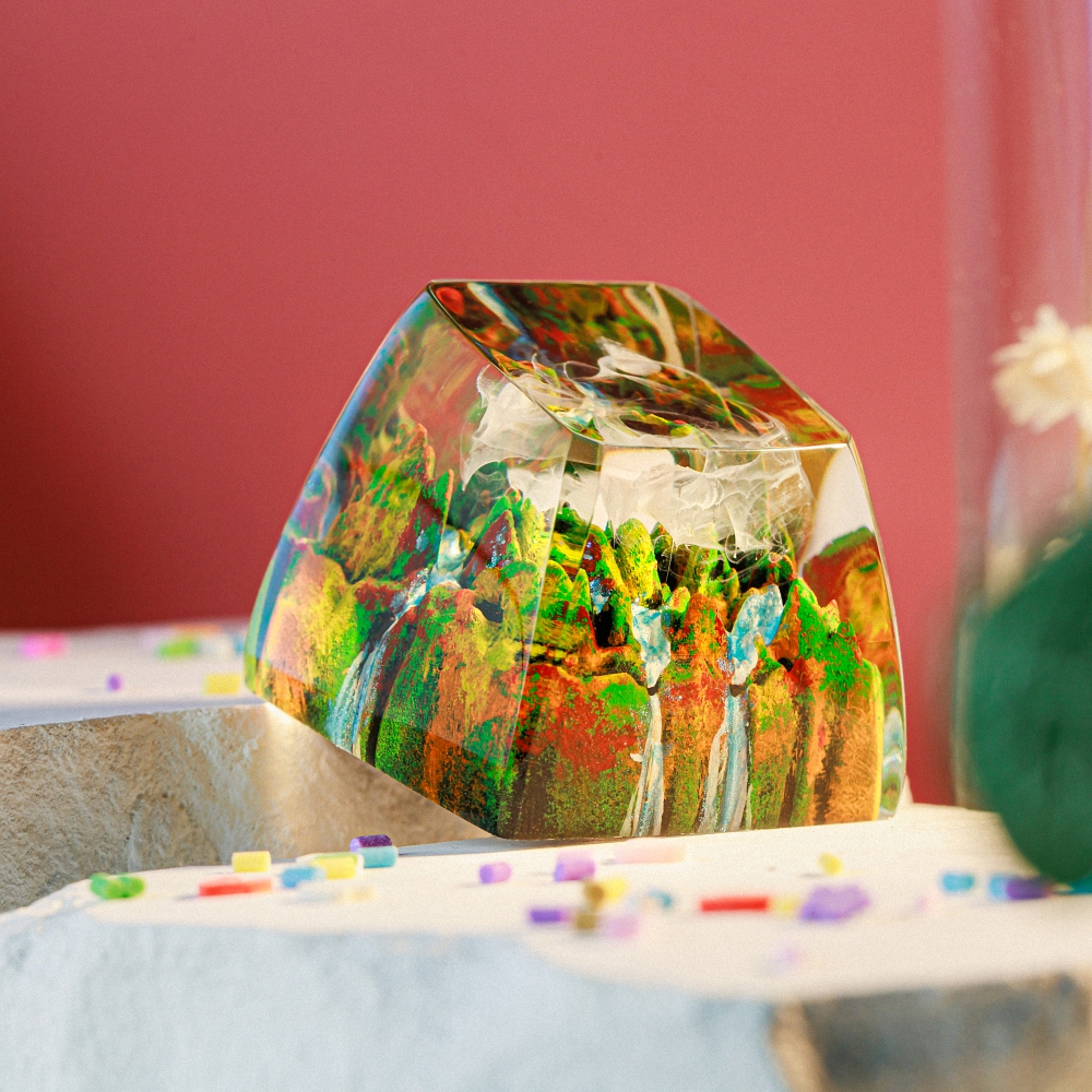 Late Fall Artisan Keycap Breakwooden 2