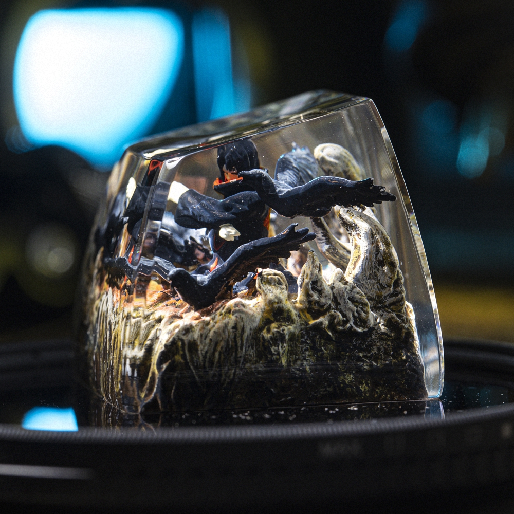 Naruto - Itachi Artisan Keycap Breakwooden