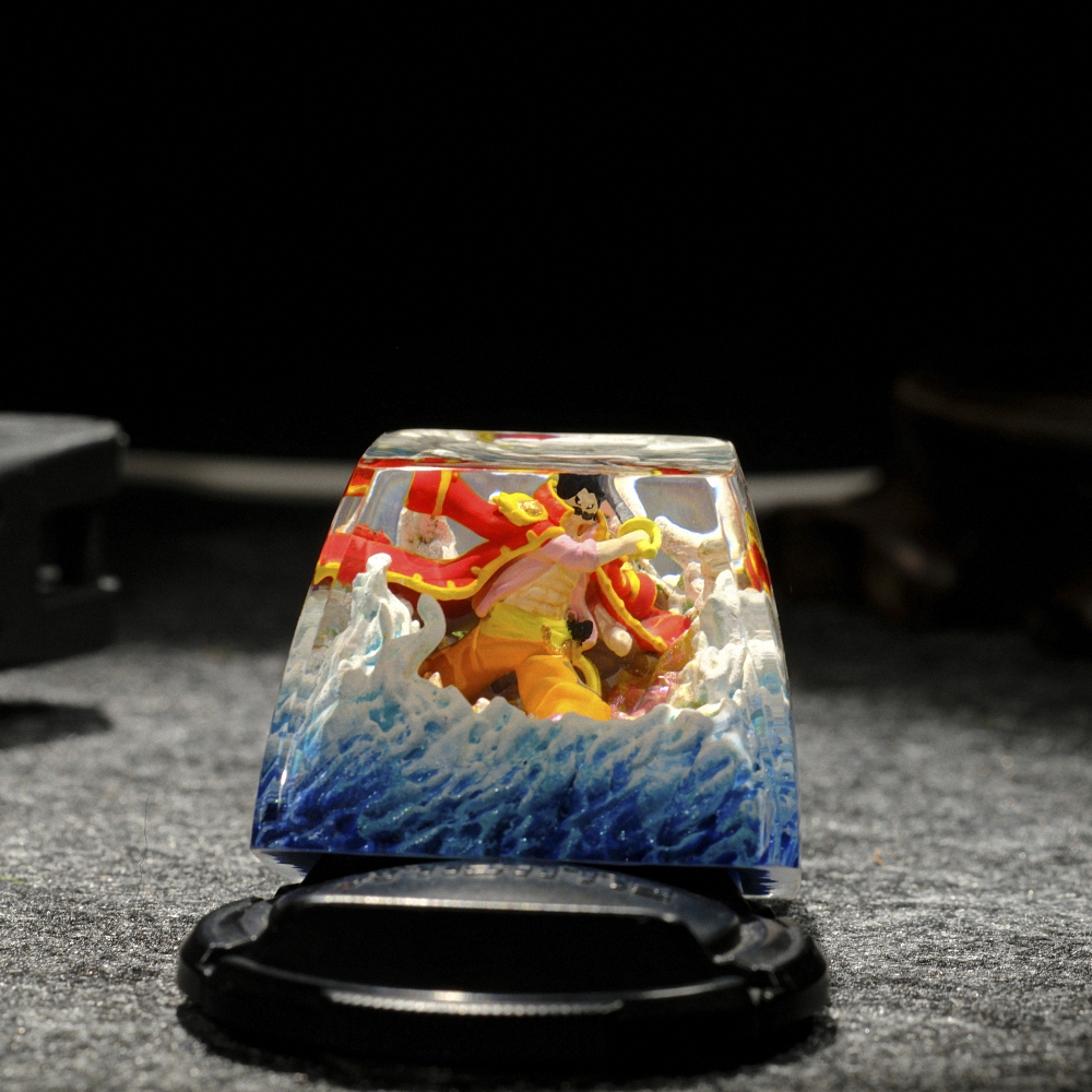 One Piece - Gol D. Roger Artisan Keycap Breakwooden