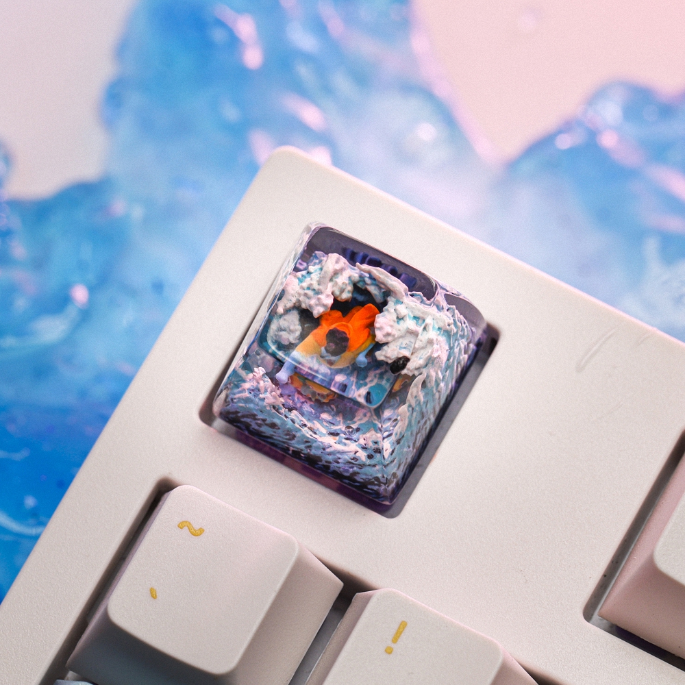 One Piece - Jinbe Artisan Keycap Breakwooden 2