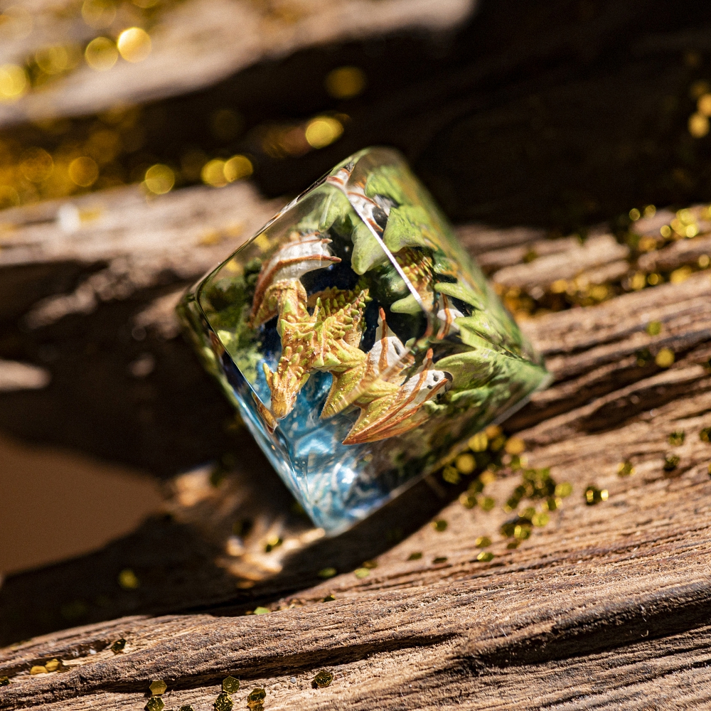 Orange Dragon Artisan Keycap Breakwooden