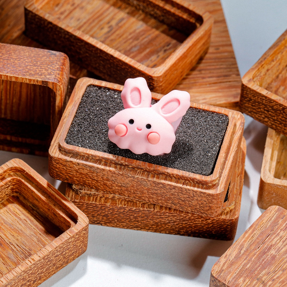 Pink Rabbit Artisan Keycap Breakwooden