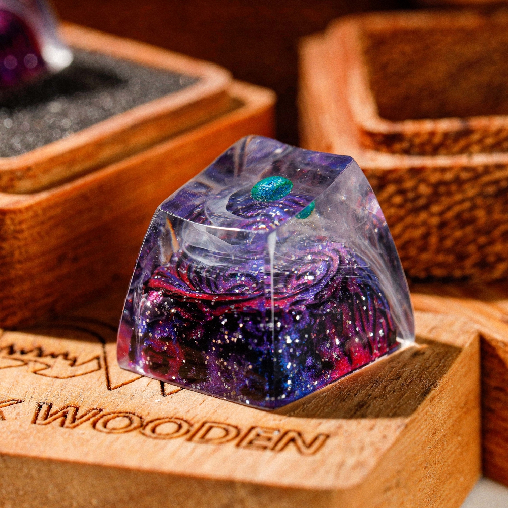 Planet - Earth Artisan Keycap Breakwooden