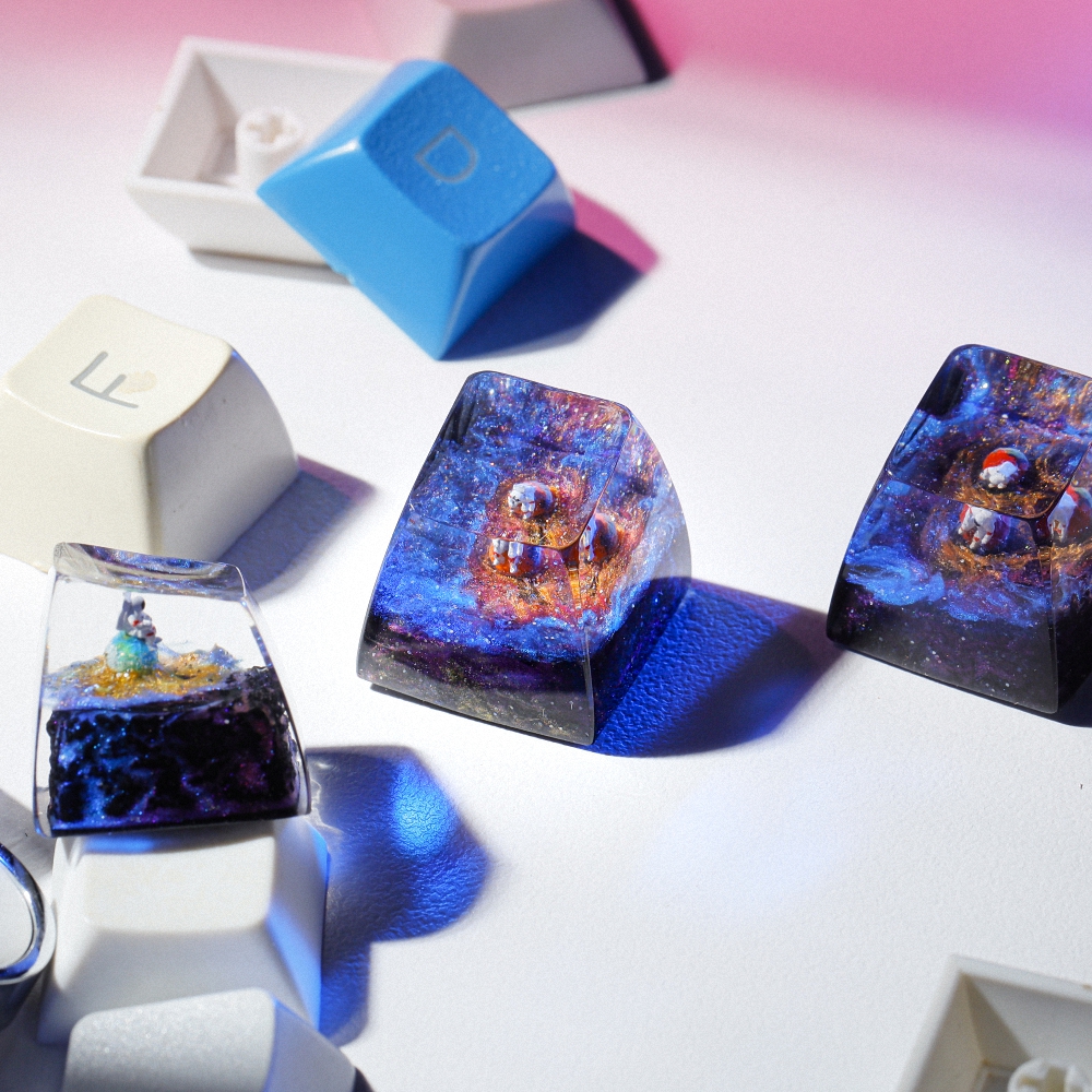 Planet - Earth Artisan Keycap Breakwooden 4