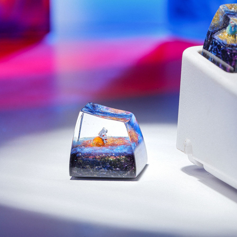 Planet - Earth Artisan Keycap Breakwooden 4