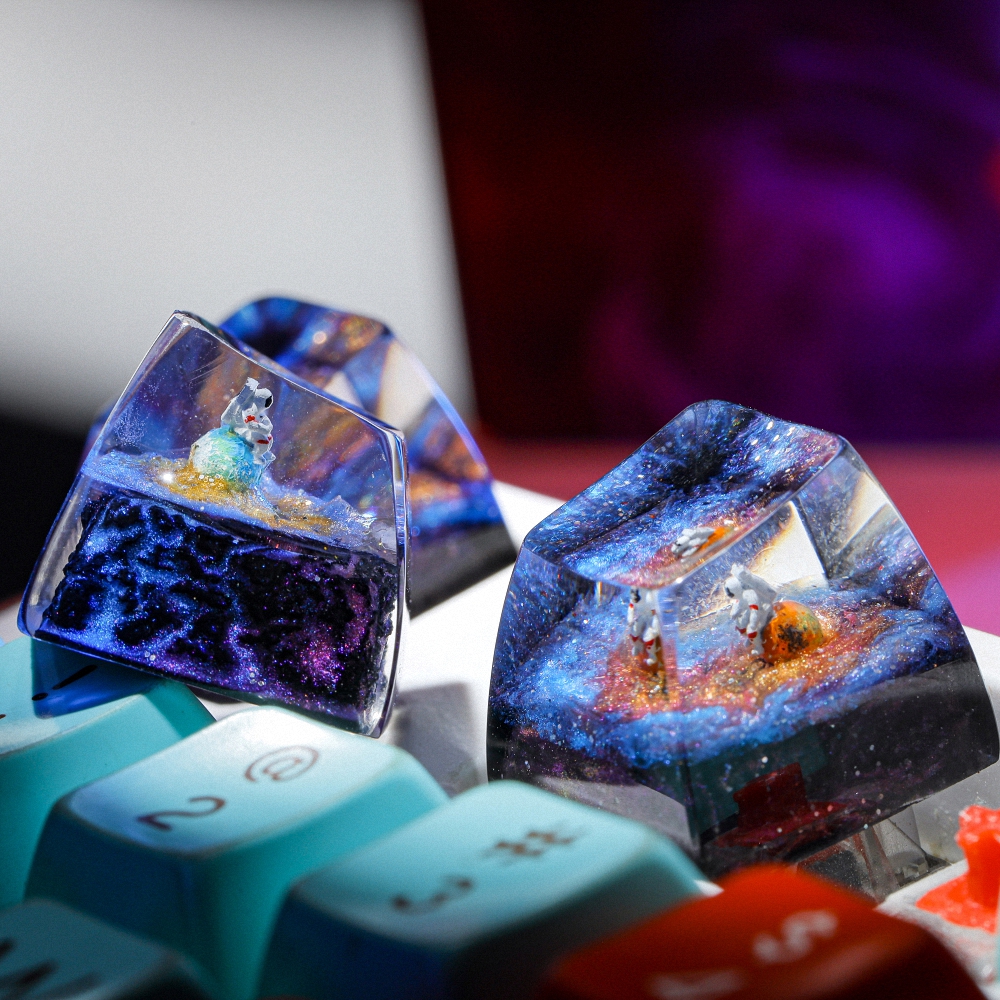 Planet - Earth Artisan Keycap Breakwooden 4