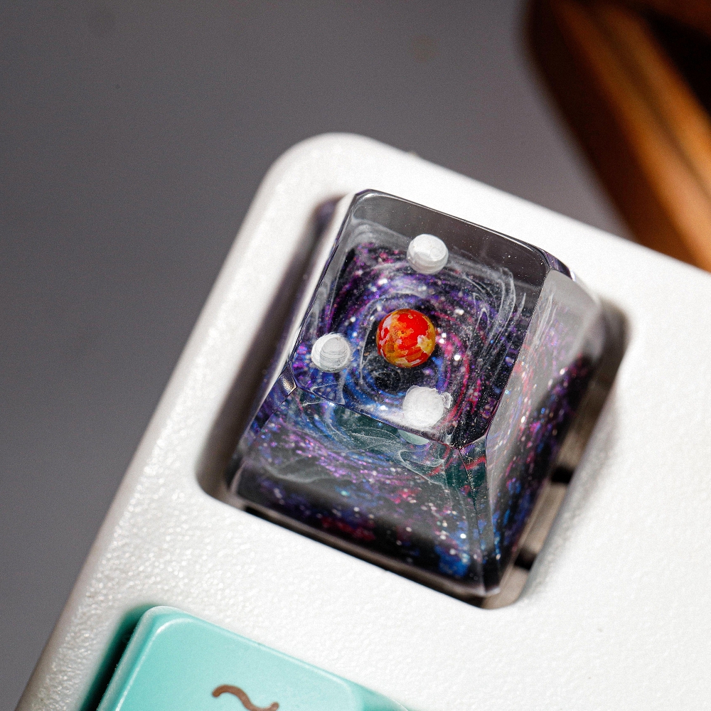 Planet - Galaxy Artisan Keycap Breakwooden 2