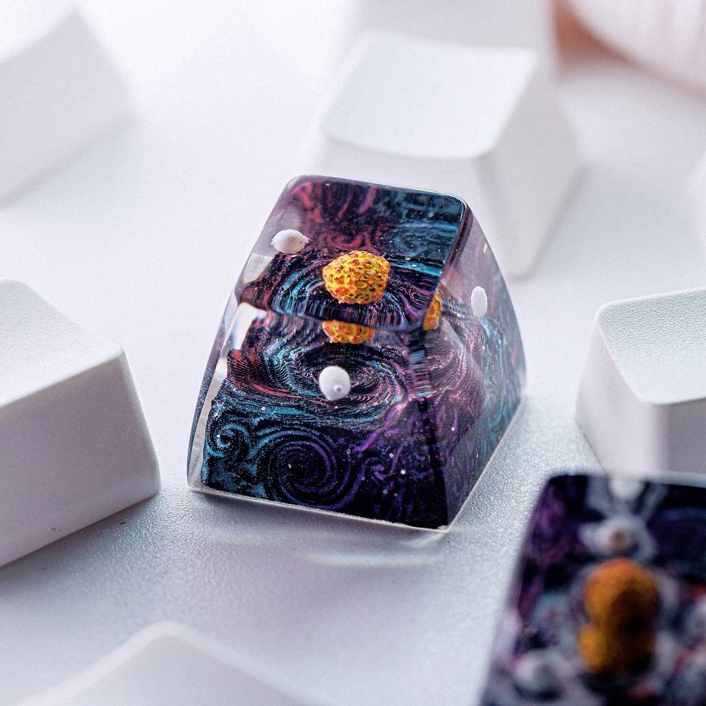 Planet - Galaxy Artisan Keycap Breakwooden 5