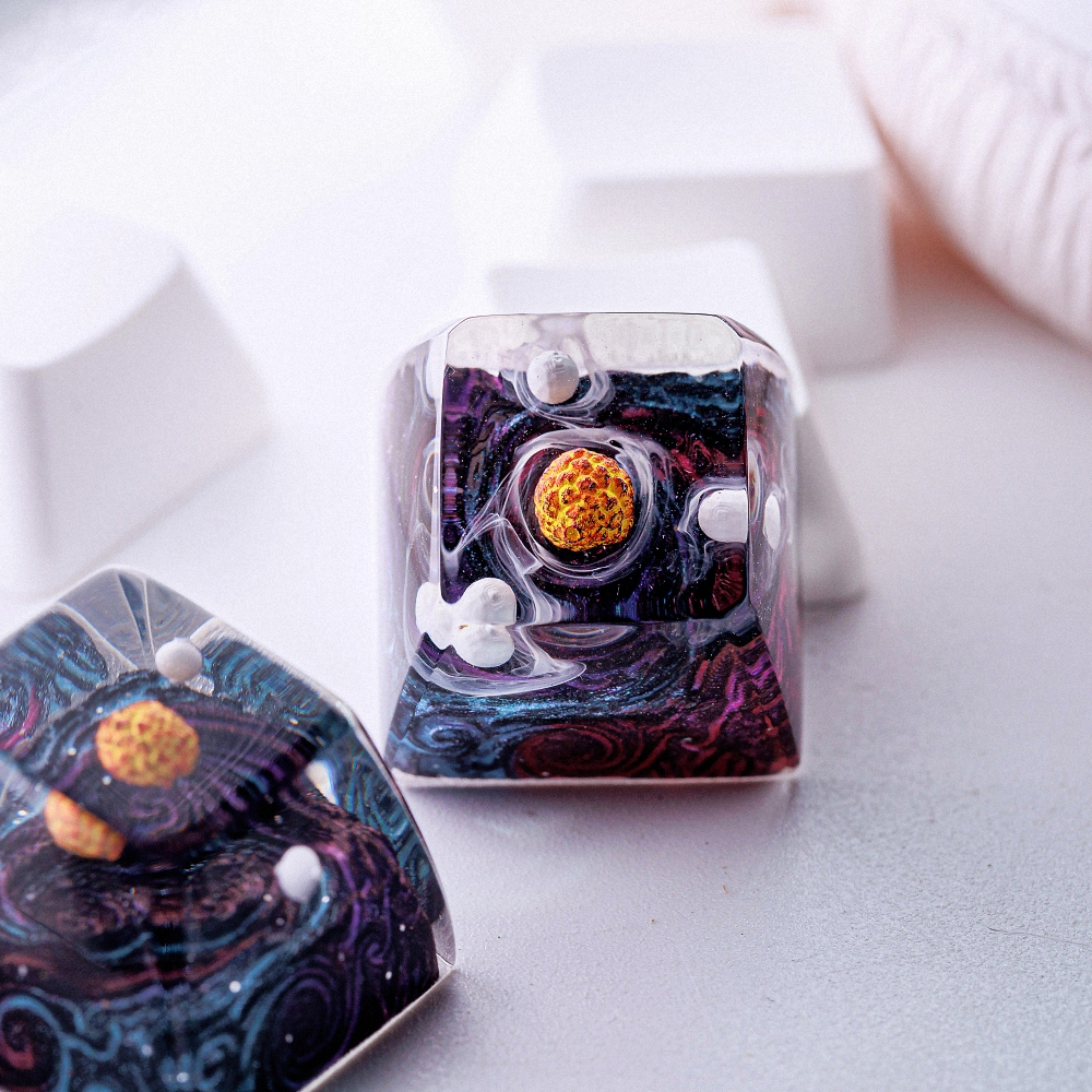 Planet - Galaxy Artisan Keycap Breakwooden 5