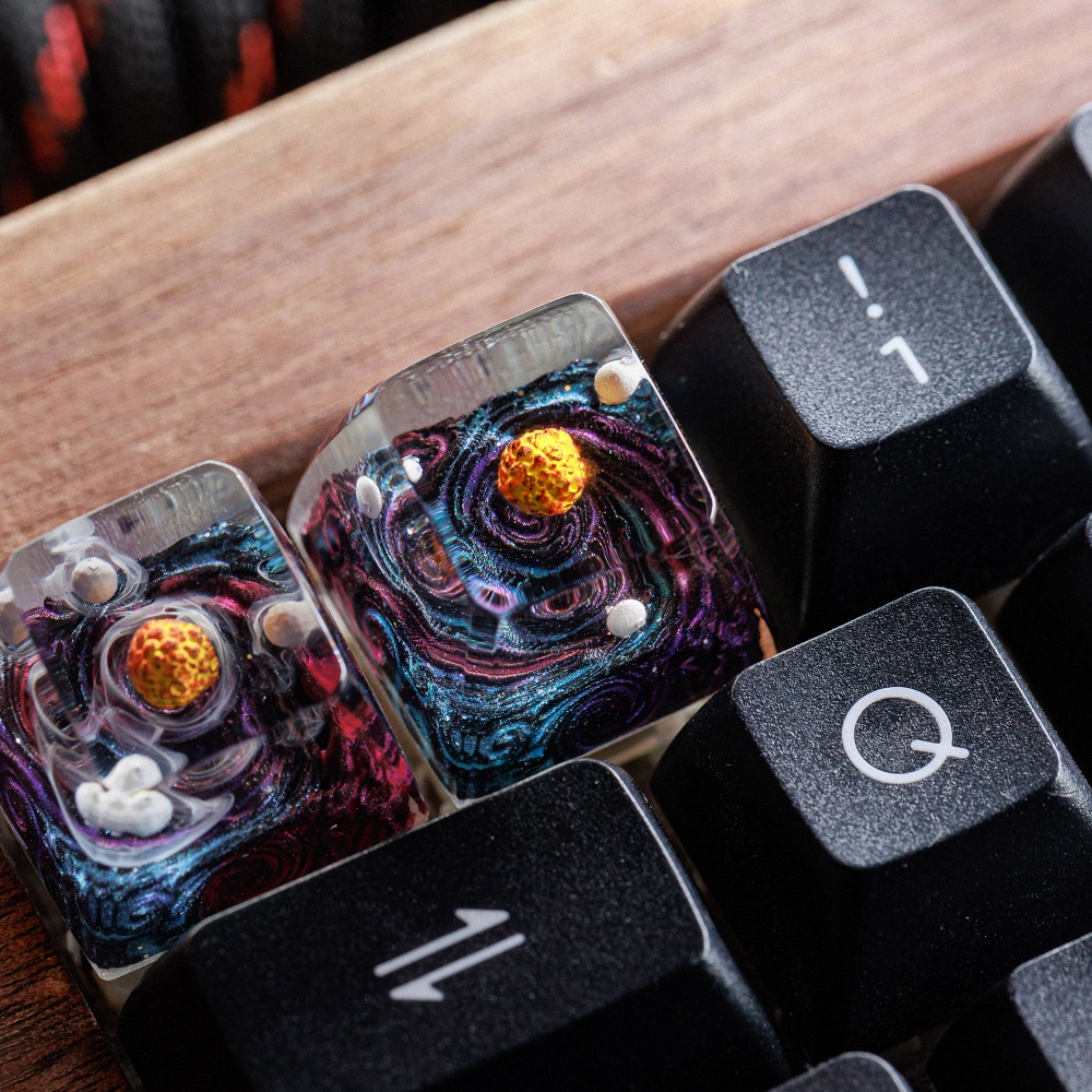 Planet - Galaxy Artisan Keycap Breakwooden 6