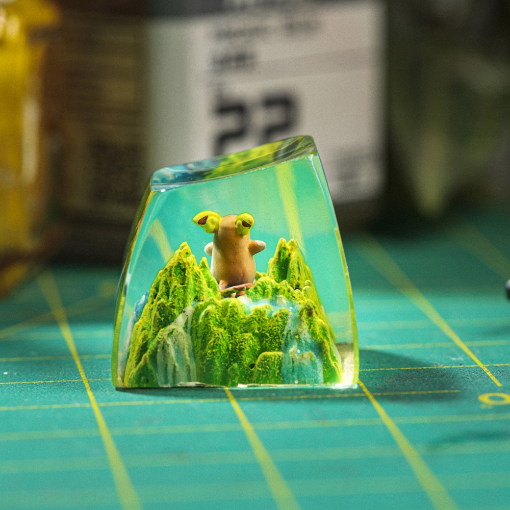 Pokemon - Alolan Raichu Artisan Keycap Breakwooden