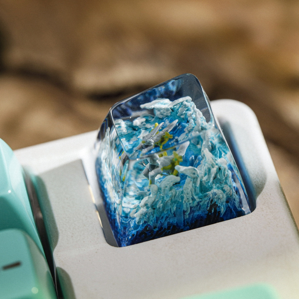 Pokemon - Arceus Artisan Keycap Breakwooden
