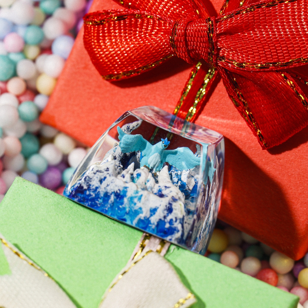 Pokemon - Articuno Artisan Keycap Breakwooden