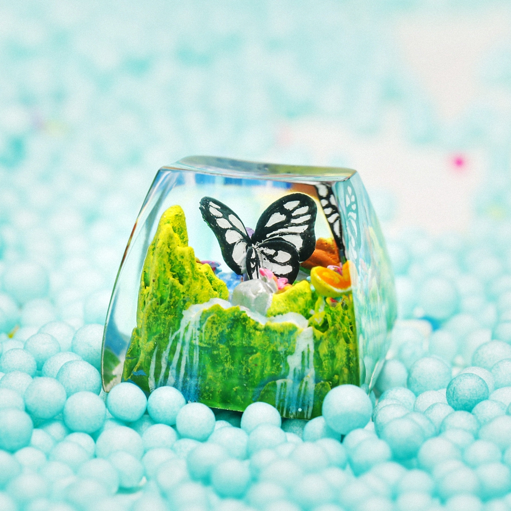 Pokemon - Butterfree Artisan Keycap Breakwooden 5