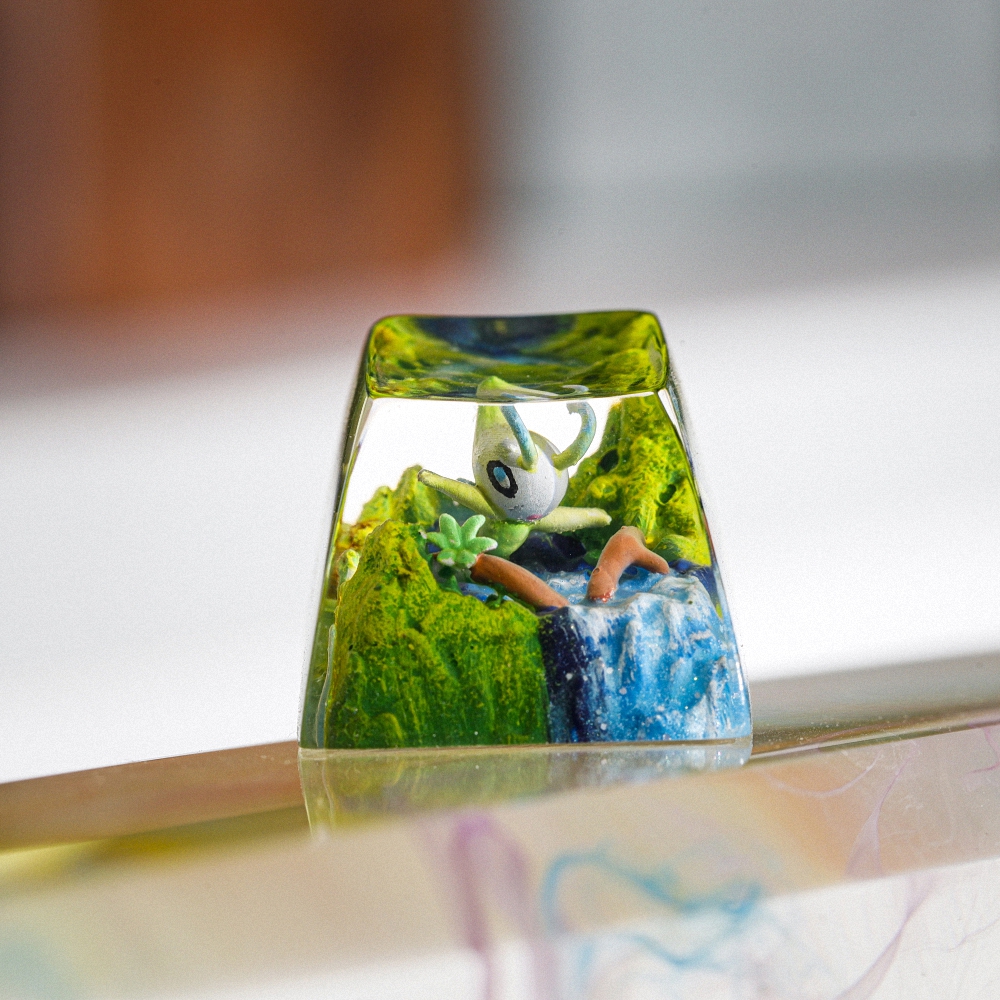 Pokemon - Celebi Artisan Keycap Breakwooden
