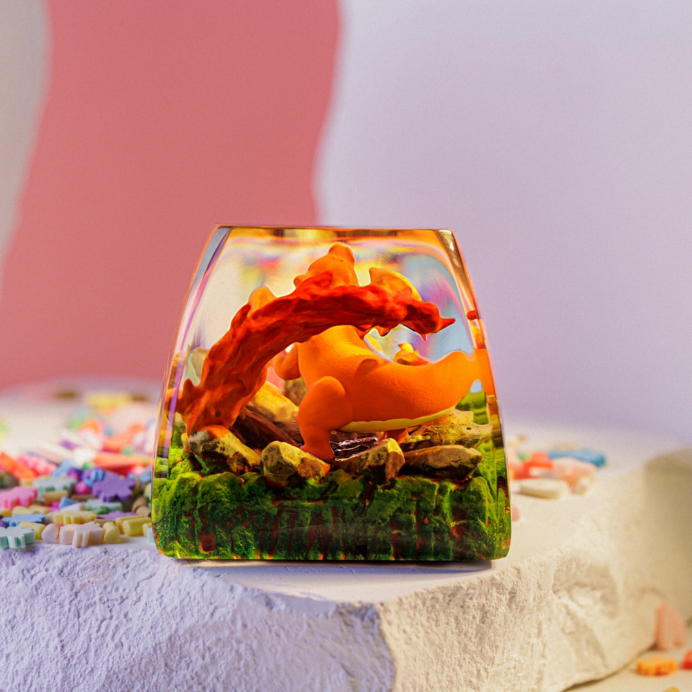 Pokemon - Charizard Artisan Keycap Breakwooden