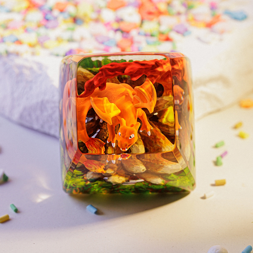 Pokemon - Charizard Artisan Keycap Breakwooden