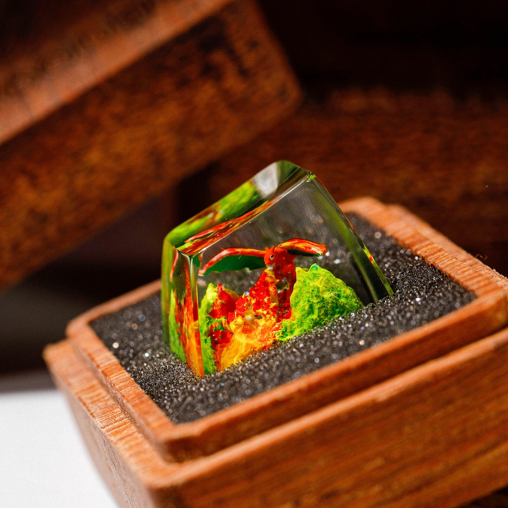 Pokemon - Charizard Artisan Keycap Breakwooden 10