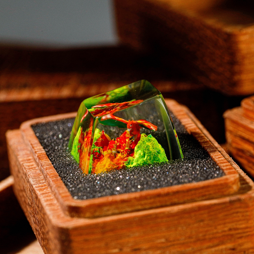 Pokemon - Charizard Artisan Keycap Breakwooden 10