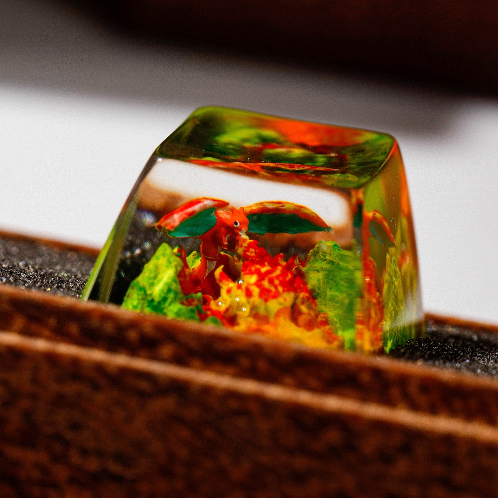 Pokemon - Charizard Artisan Keycap Breakwooden 10