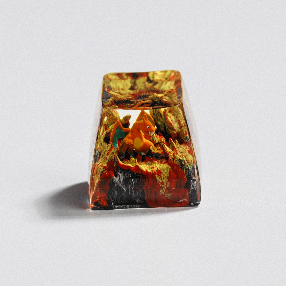 Pokemon - Charizard Artisan Keycap Breakwooden 12