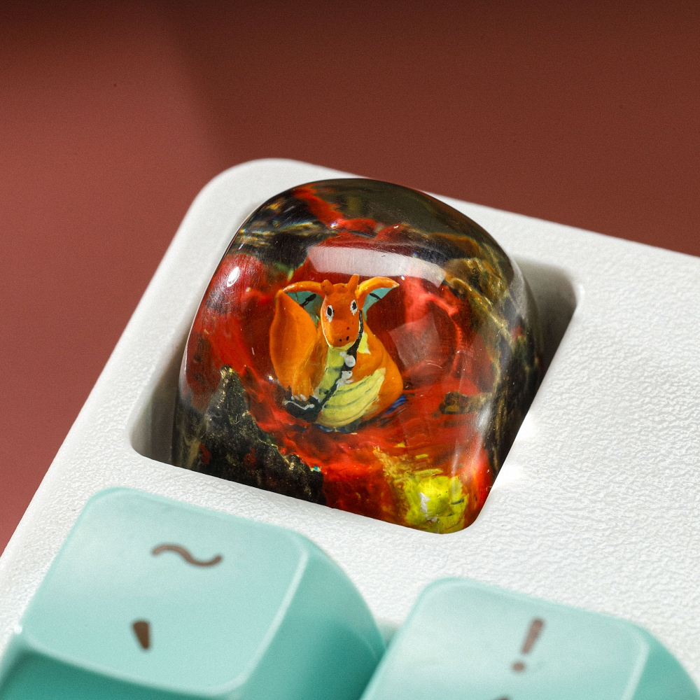 Pokemon - Charizard Artisan Keycap Breakwooden 15