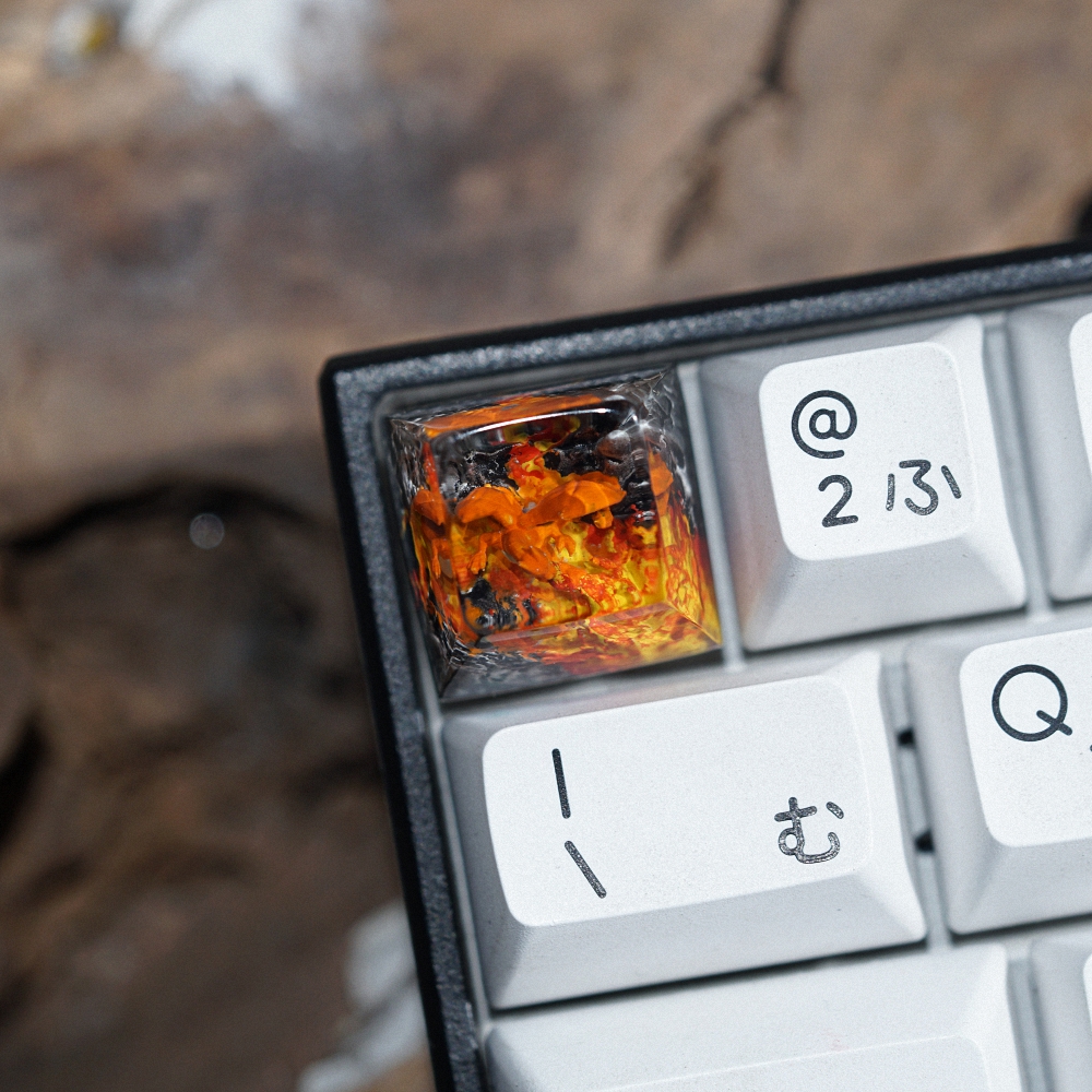 Pokemon - Charizard Artisan Keycap Breakwooden 19