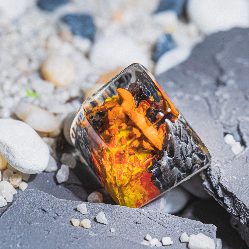 Pokemon - Charizard Artisan Keycap Breakwooden 21