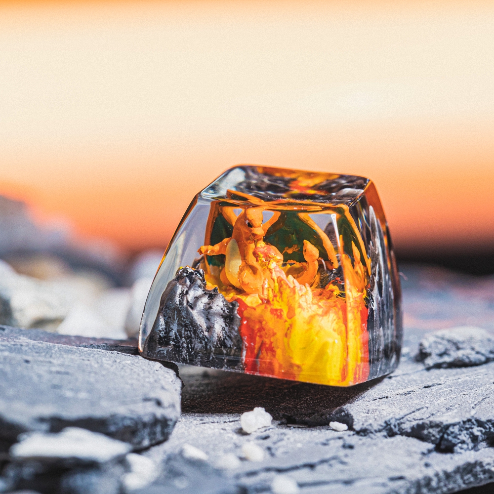 Pokemon - Charizard Artisan Keycap Breakwooden 21