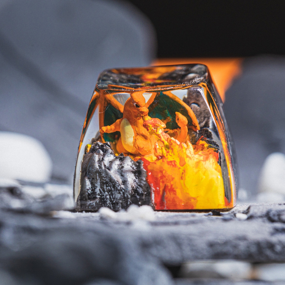 Pokemon - Charizard Artisan Keycap Breakwooden 21