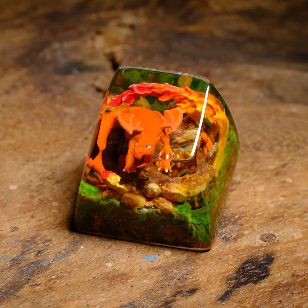 Pokemon - Charizard Artisan Keycap Breakwooden 7