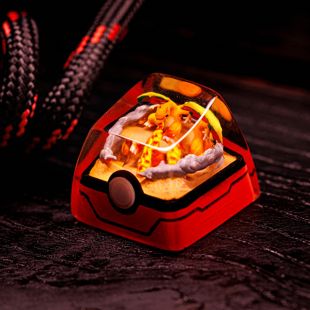 Pokemon - Charizard Artisan Keycap Breakwooden 8