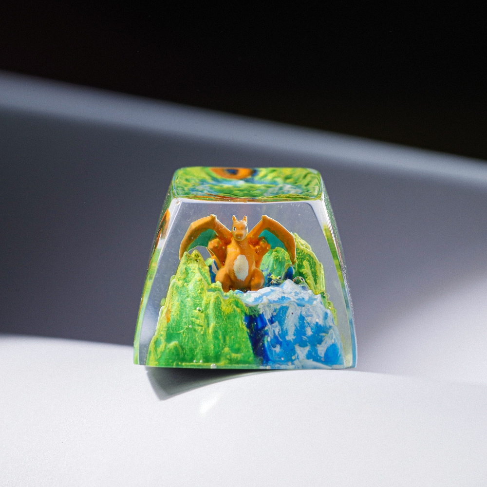 Pokemon - Charizard Artisan Keycap Breakwooden 9