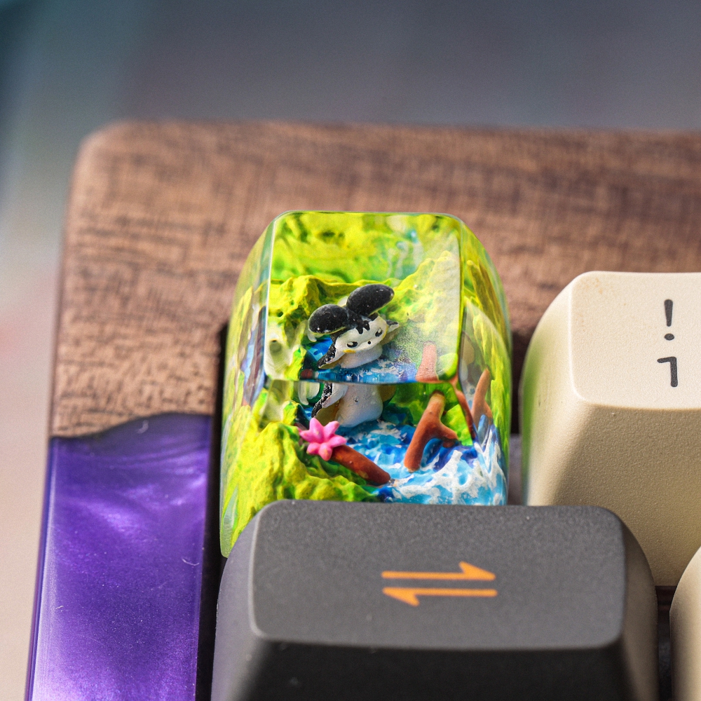 Pokemon - Emolga Artisan Keycap Breakwooden