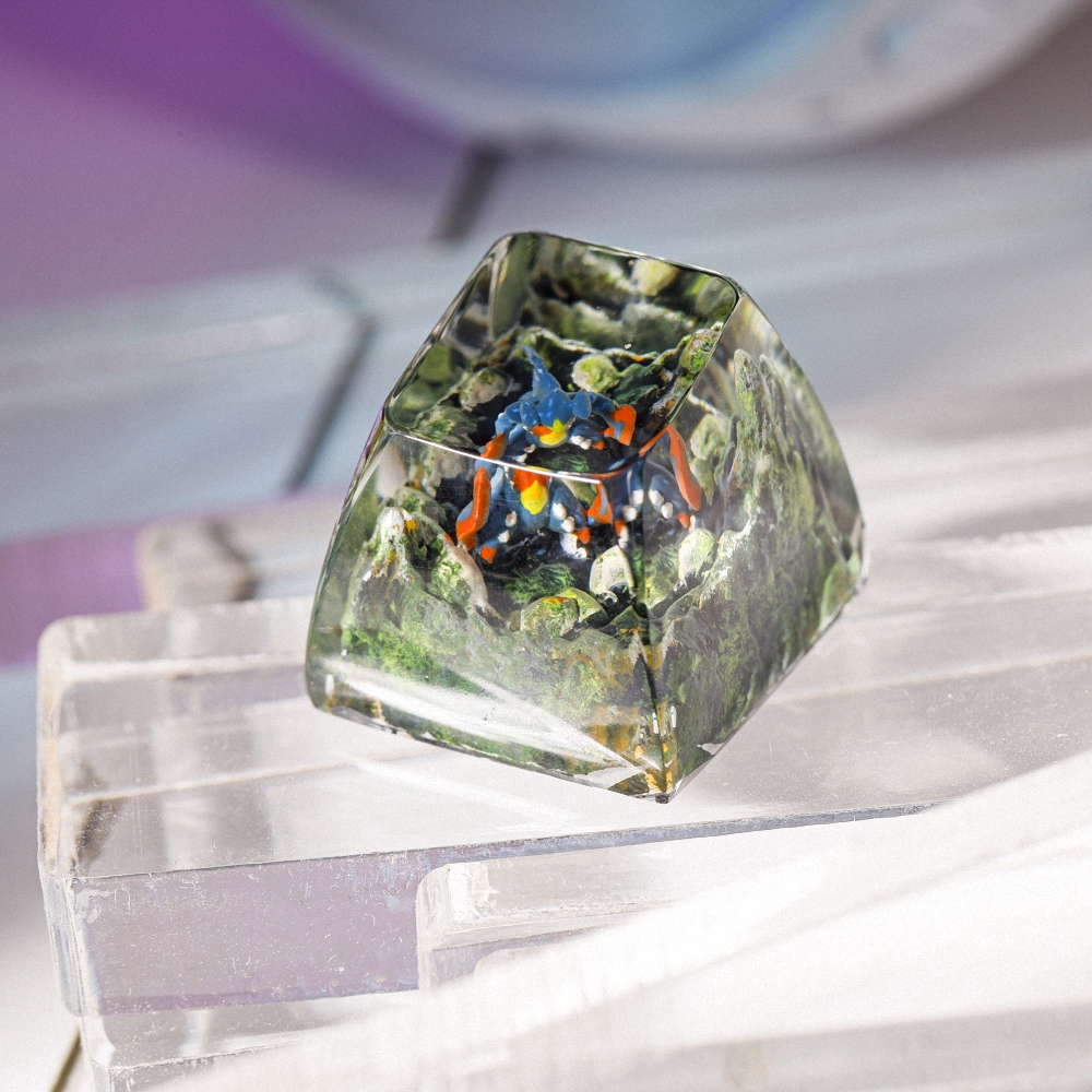 Pokemon - Garchomp Artisan Keycap Breakwooden