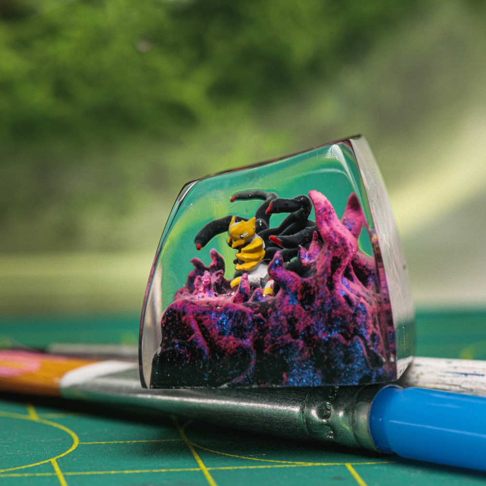 Pokemon - Giratina Artisan Keycap Breakwooden