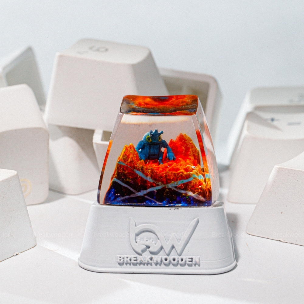 Pokemon - Golurk Artisan Keycap Breakwooden